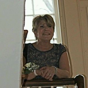 Meet your Posher, Beth
